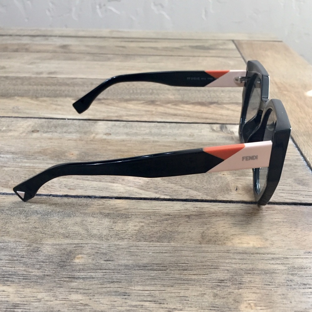 Fendi FF 0151/S 807JJ Geometric Sunglasses - Picture 5 of 8